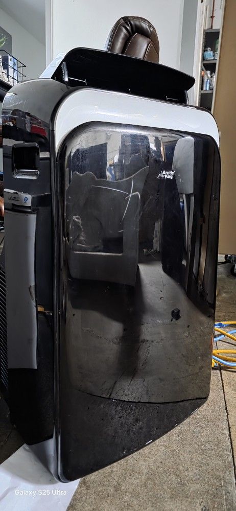 Newer 12,500 BTU SMART AIR CONDITIONER