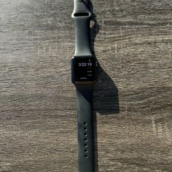 Apple Watch Series 3 – GPS – 38mm – Works Great