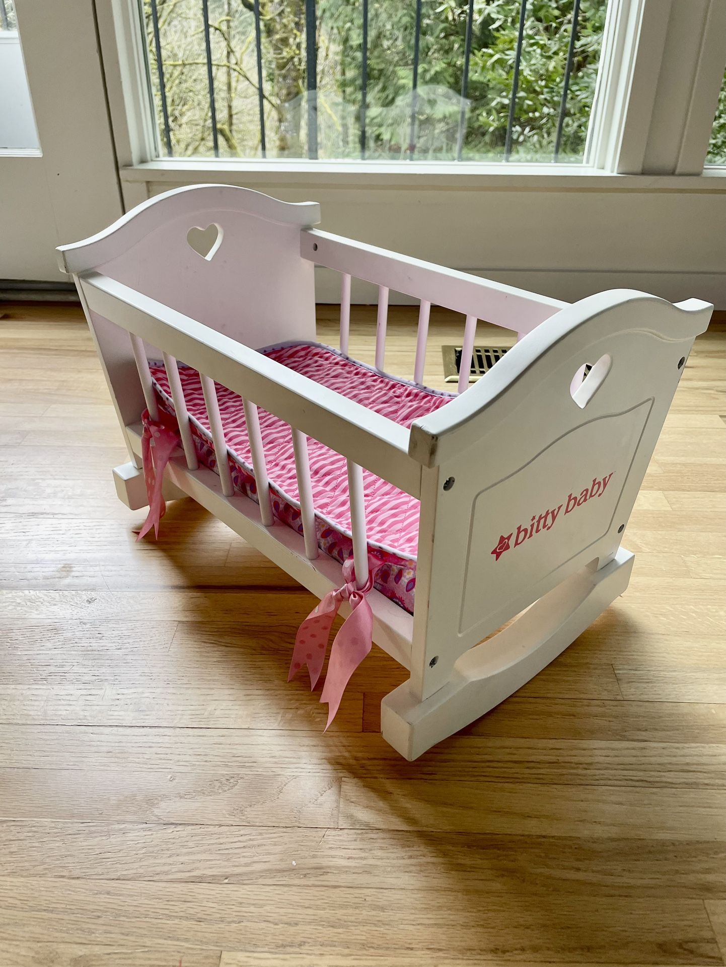 American girl bitty baby top cradle