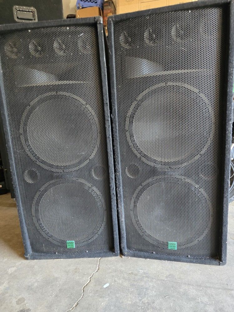 2 Gemini GSM-3250 300W Dual 15" Passive Tower speakers For Home Audio Or Pa System