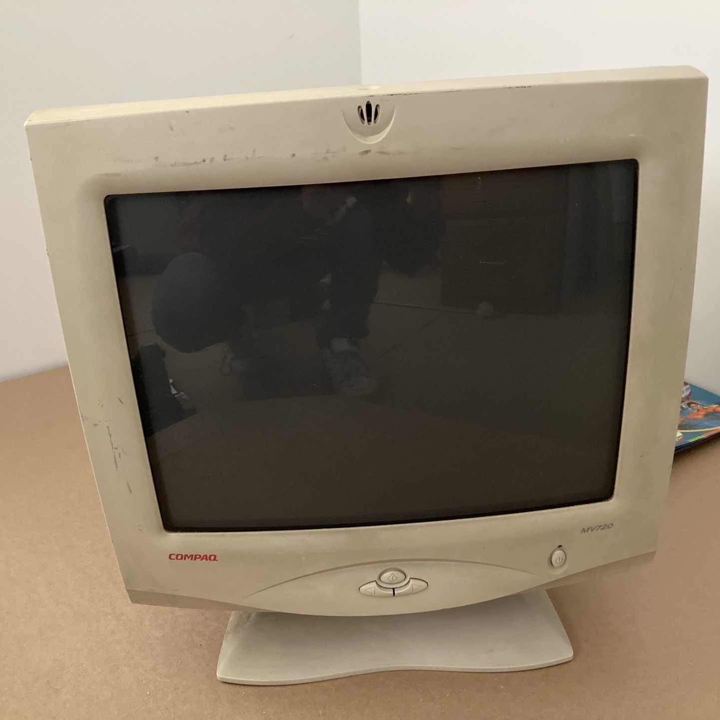 コンパック CRTモニター MV520 （Compaq MV720 CRT Monitor for