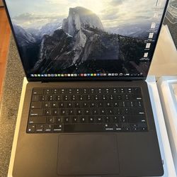 Apple MacBook Pro 14 Core CPU 30 GPU M3 Max 14-inch (14") Like New 1TB Storage 36GB RAM w/AppleCare+