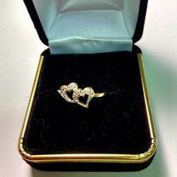 Exquisite  Hearts Ring 10 Kt Solid Gold