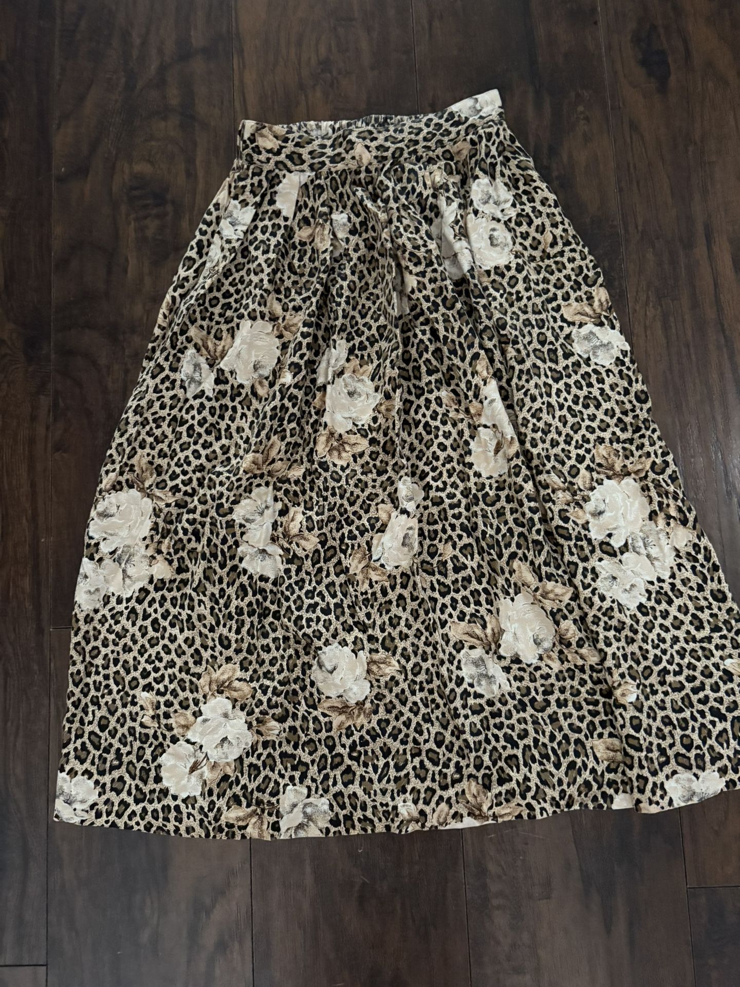 Briggs NY Skirt