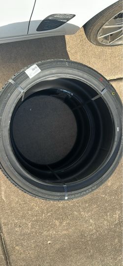 2 New tires never been used Yokohama - ADVAN SPORT Al S+ 110140654 Size 255/35R19