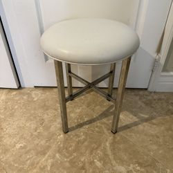 Small White Stool,  Metal Legs 17” H , 14” Diameter 