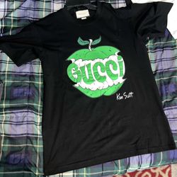 Gucci T Shirt Size Medium New