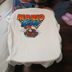 Nintendo MARIO KART White Graphic T-Shirt Crewneck Tee Nice