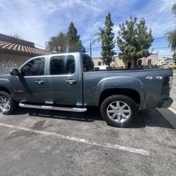 2007 GMC sierra Vortec max