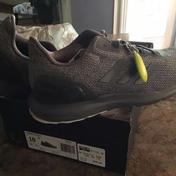 Athletic shoe - adidas size 10 New In Box