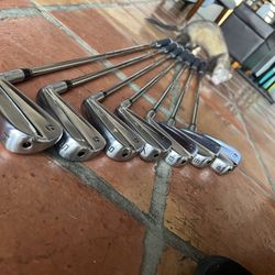 Titleist P790 Irons 4-PW 7pc Set Steel Regular Flex Midsize Grips RH