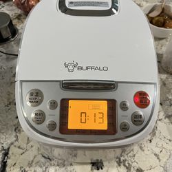 Buffalo Rice Cooker for Sale in Houston, TX - OfferUp
