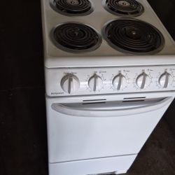 Hotpoint Electric Stove (W 20) 