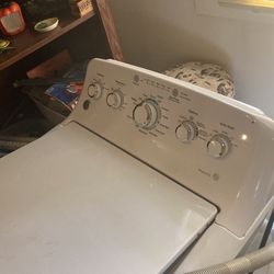 GE 4.5cu Deep Fill Washing Machine Under 20 Loads. 