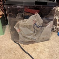 20$ Aquarium With Filter, Rocks, Siphon
