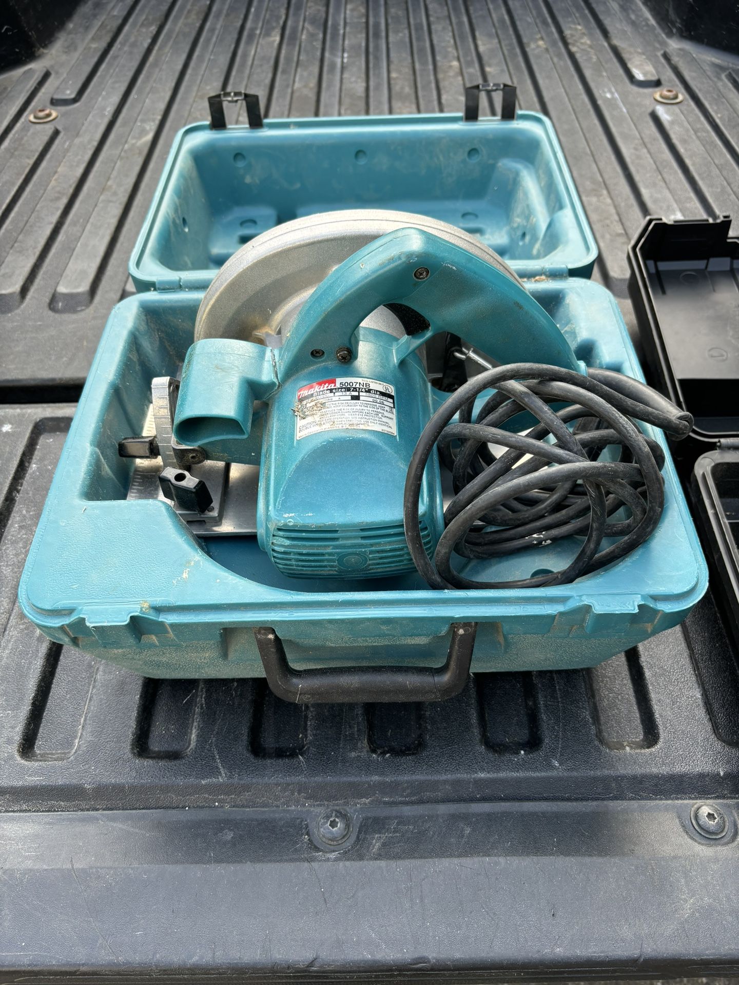 Makita Saw & Dewalt Corded Drill 