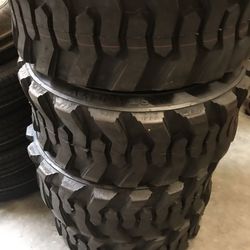 4x bobcat skid steer tire 12-16.5 $650 4x 10-16.5 $500 no bargain price firm. No reply if you bargain