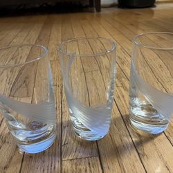 Lot of 3 Lenox Windswept clear crystal highball glasses with a frosted swirl pattern p/u Jamison Pa