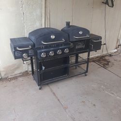 BBQ Grill By SMOKE HOLLOW