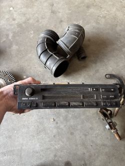 OEM Radio Fits 2003 BMW 325i