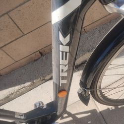 Trek Electric Bicycle. $300.  Missing Battery Pack