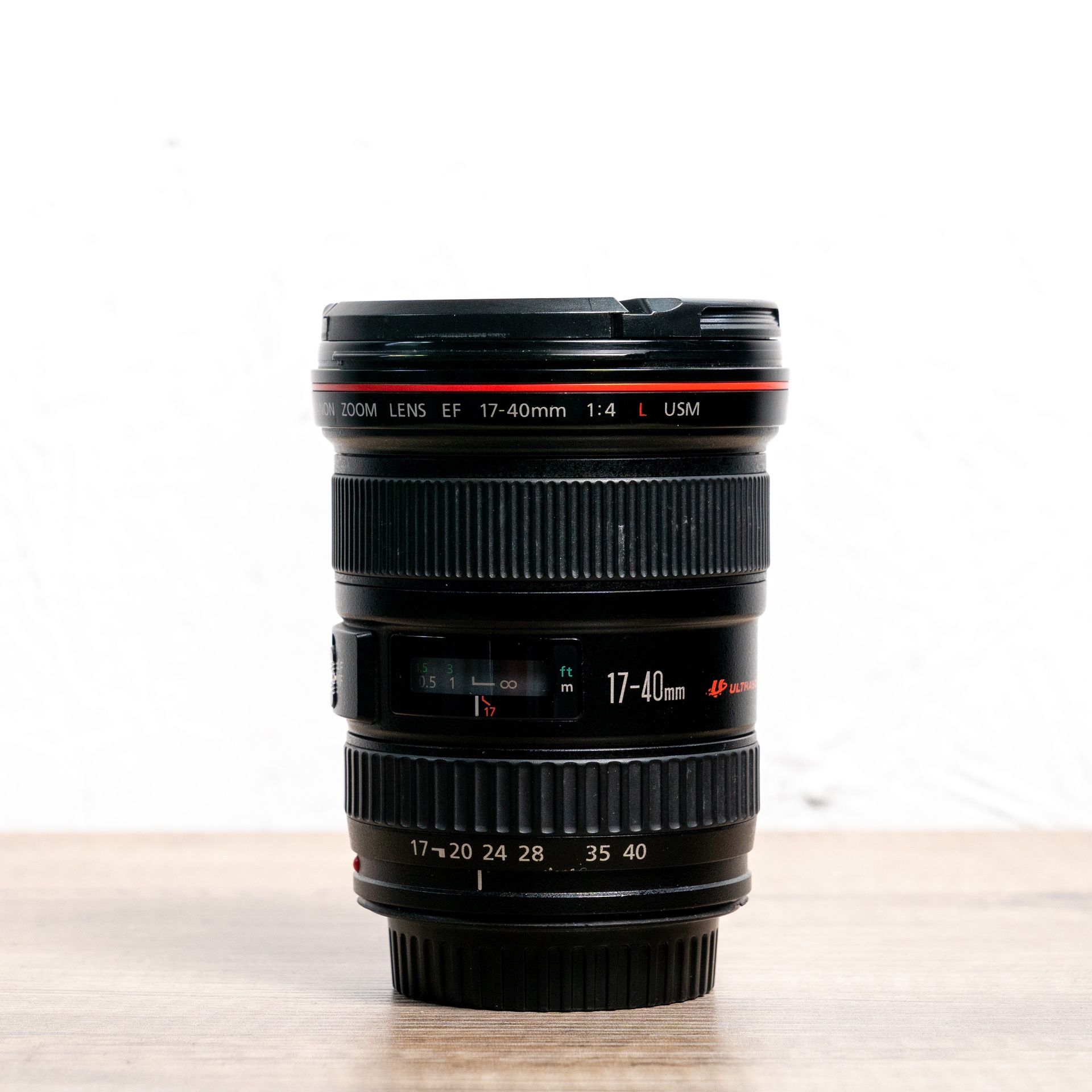 Canon 17-40 f4 wide angle lens