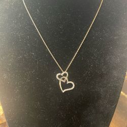 14 K. Chain And Charm Gold No Fake