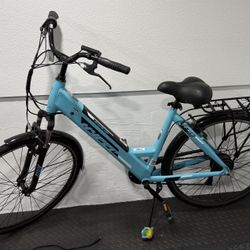 Hyper Bicycles E-Ride 700C 36V Electric Commuter E-Bike for Adults, Pedal-Assist, 250W Motor, Blue