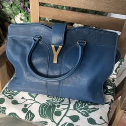 YVES SAINT LAURENT Cabas ChYc Leather Shoulder Bag