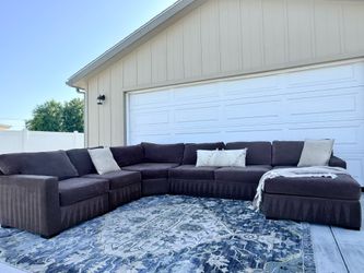 Living Spaces Brown u shaped sectional DELIVERY AVAILABLE