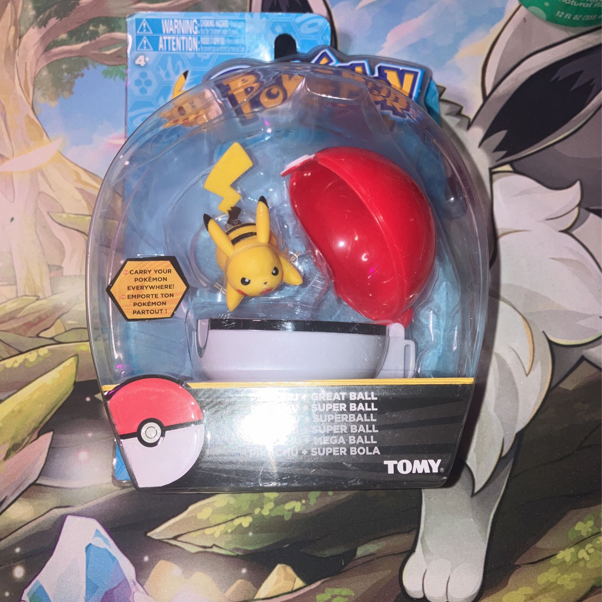 Pikachu “Wild Charge Stance” & Pokéball Combo Pokemon Battle Figure Combo