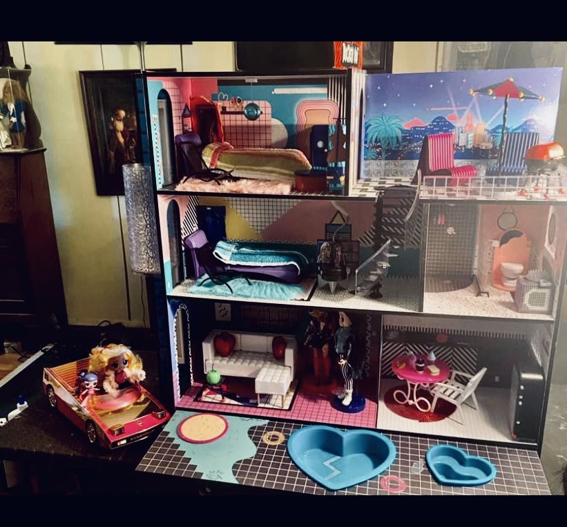 LOL Large Doll House Complete With Furniture Accessories Dolls And Car