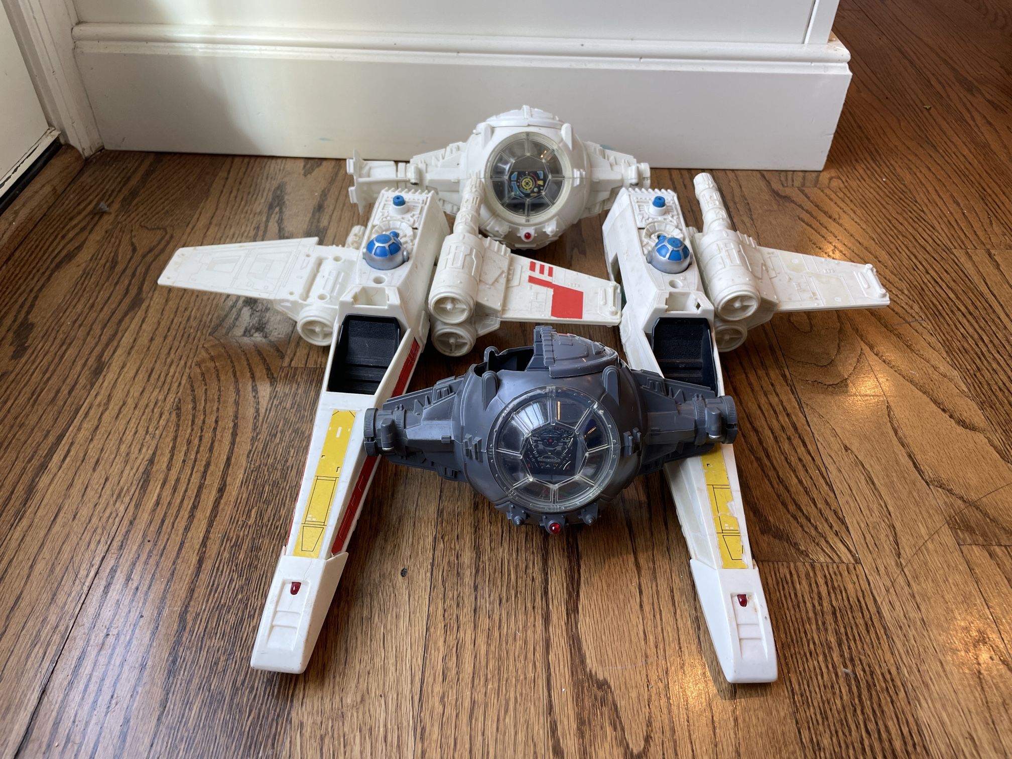 Vintage 1970's Star Wars Action Figure Vehicle Toy Lot Of 4 ** AS IS** READ. Condition is pre owned and show signed of wear from age, play usage etc..