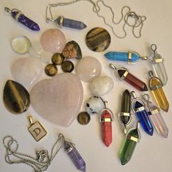 Lot Of Healing Crystals, Pendants, Rocks. Stone, Gemstones, Hippie, Gypsy 