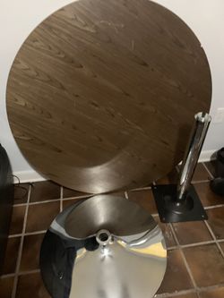 Table for sale disassembled