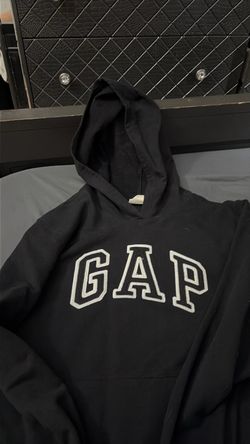 GAP sweater size L
