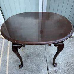 Ethan Allen Side Table. Real Solid Wood