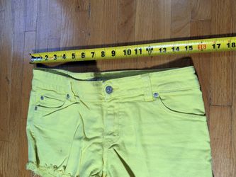 Just U Black Label Neon Yellow Denim Cutoff Shorts Size L Frayed Hem