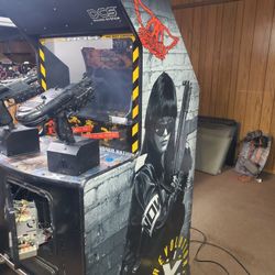 REVOLUTION  X  ARCADE GAME 