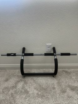 Pull Up Bar