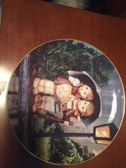 Collectible Hummel Plate “Stormy Weather”