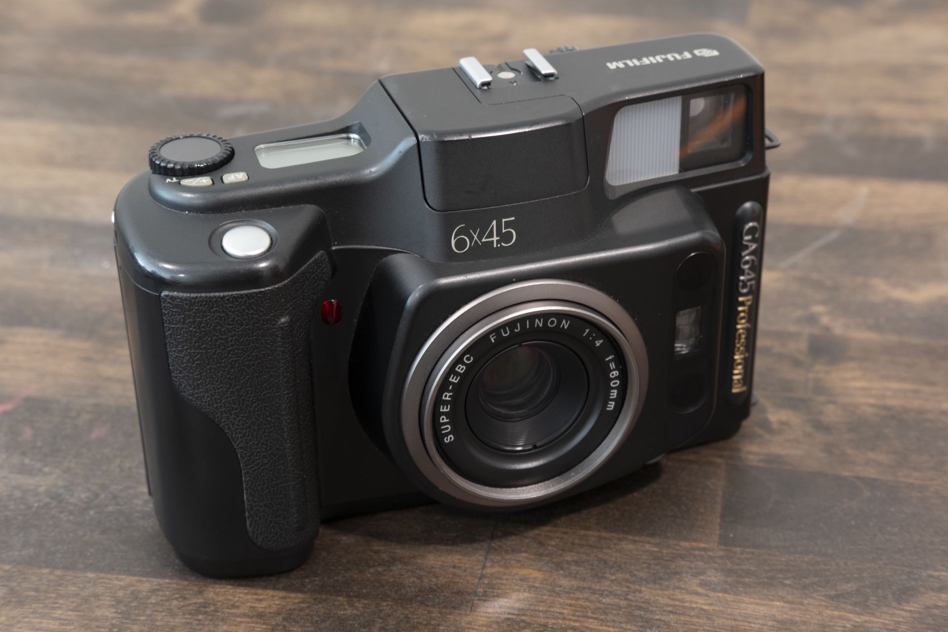 Fuji GA645