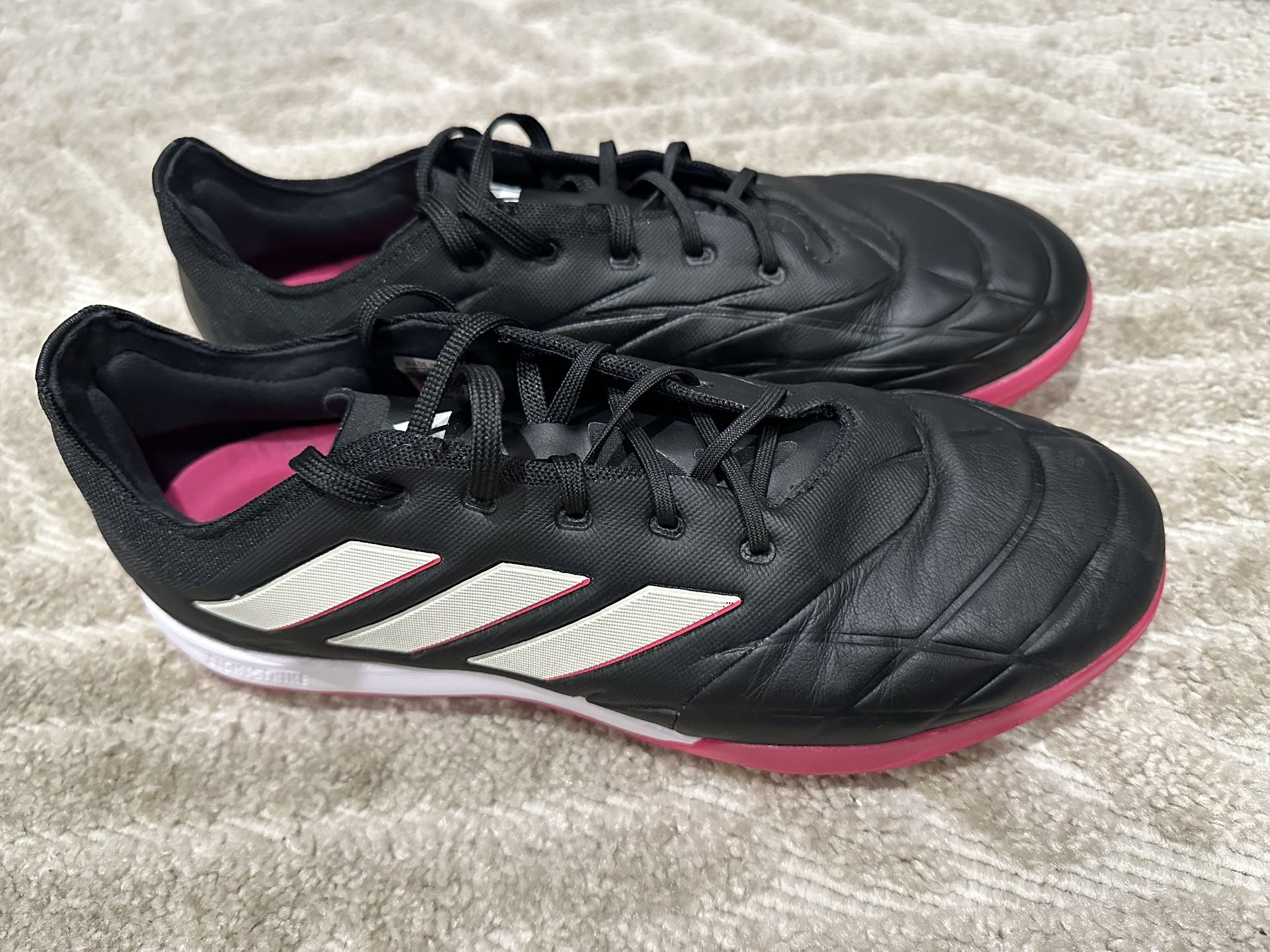 Adidas Copa Pure.1 TF (Size: M8.5/W10)