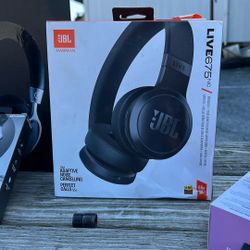 JBL Live 675NC Adaptive Noise Cancelling Headphones 