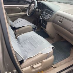 1999 Toyota Sienna