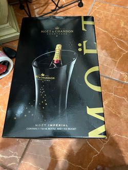 Moet & Chandon Black Champagne ICE BUCKET Jean Marc Gady Designer