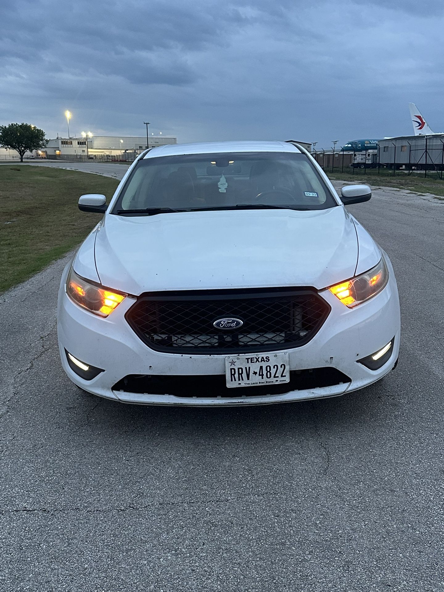 2014 Ford Taurus