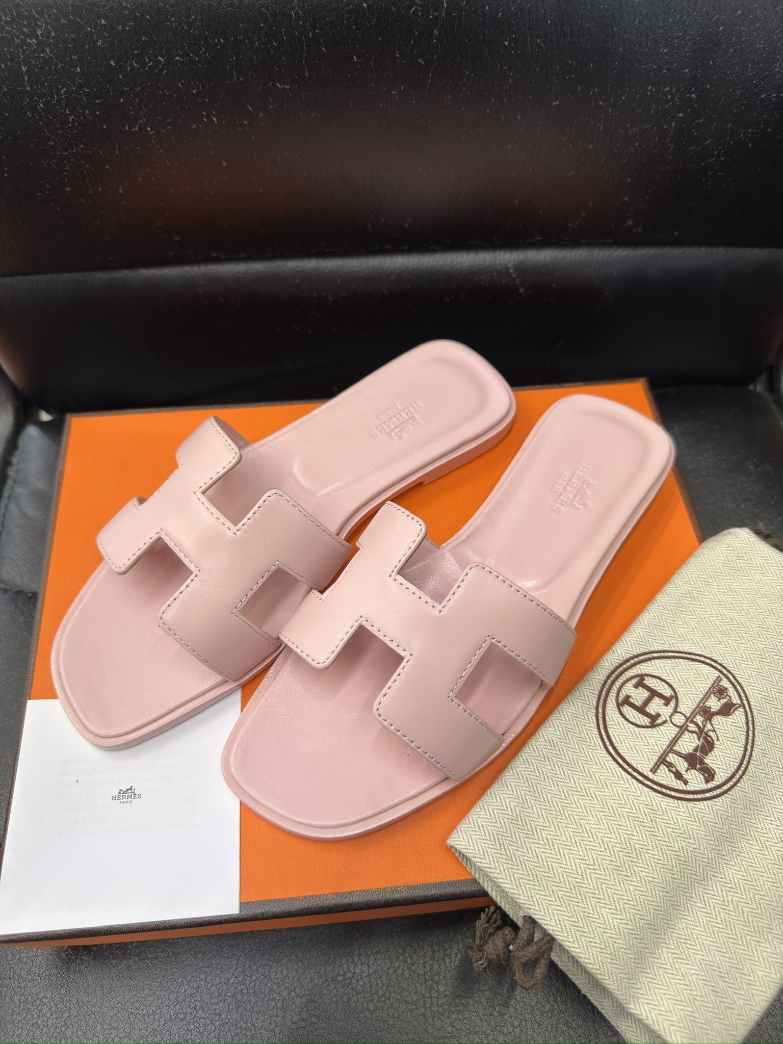 Hermès Oran sandal