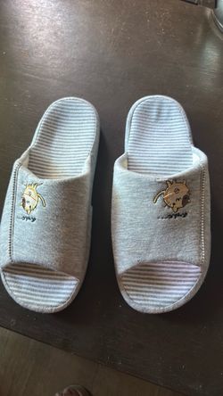 Gray Open-Toe House Slippers  size  10 with Embroidery