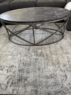 Coffee/Cocktail Table